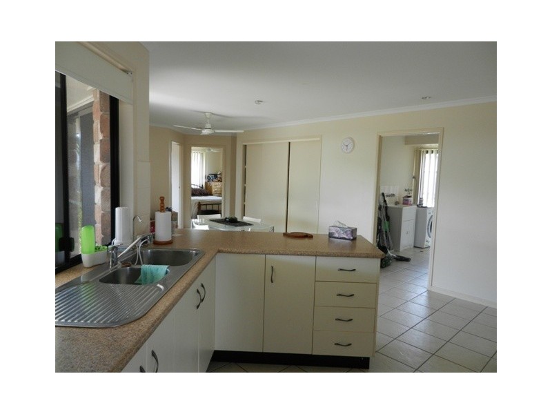 15 Collins Court, Eimeo QLD 4740