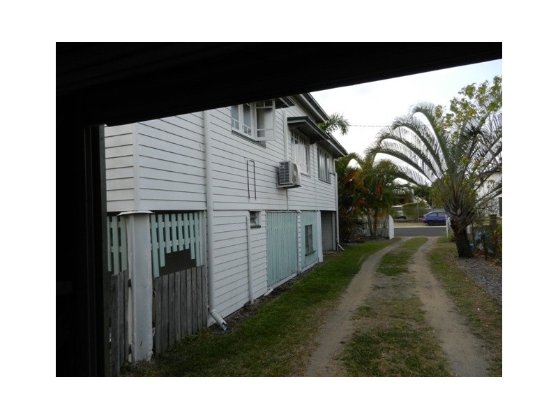 3 Hamlet Street, Mackay QLD 4740