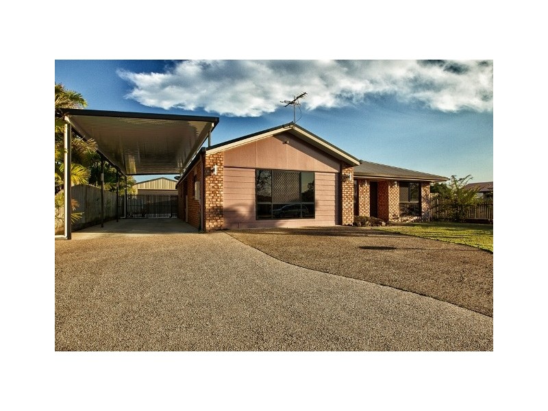 11 Wheeler Drive, Glenella QLD 4740