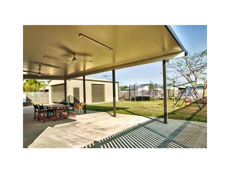 11 Wheeler Drive, Glenella QLD 4740