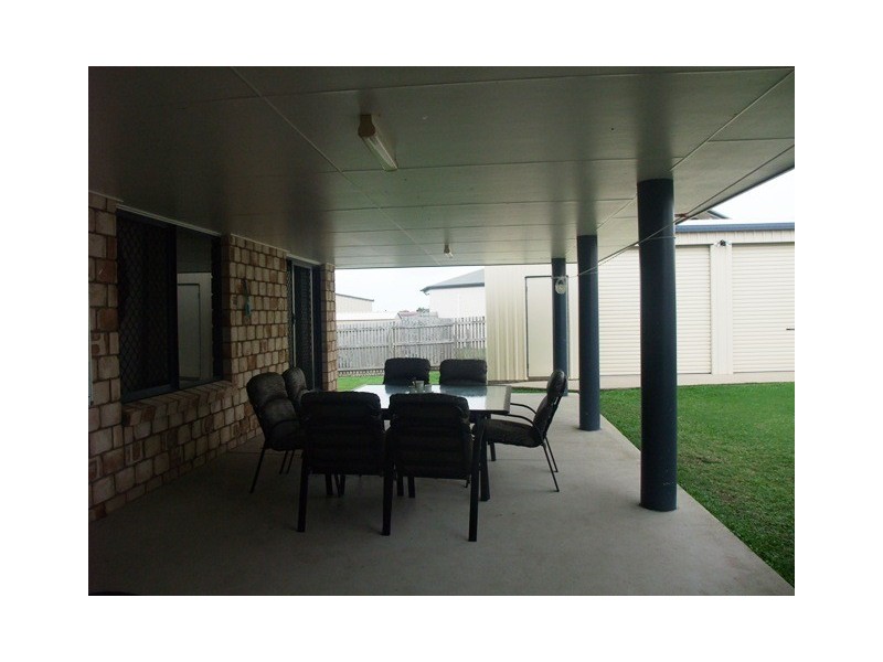 8 Salmon  Court, Andergrove QLD 4740