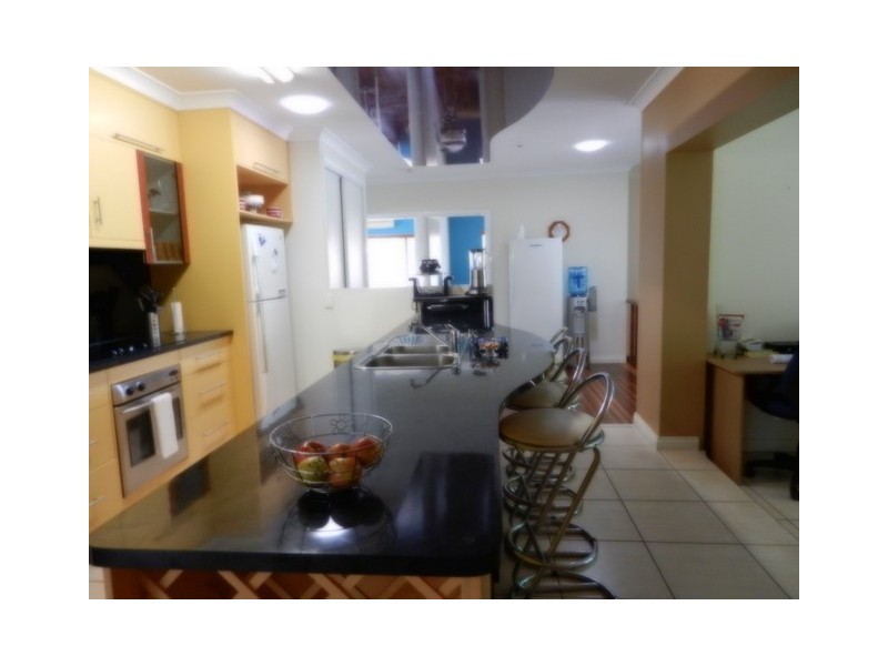 25 Annie Wood Avenue, Mount Pleasant QLD 4740