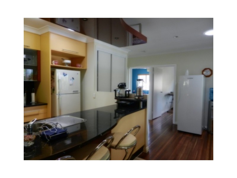 25 Annie Wood Avenue, Mount Pleasant QLD 4740