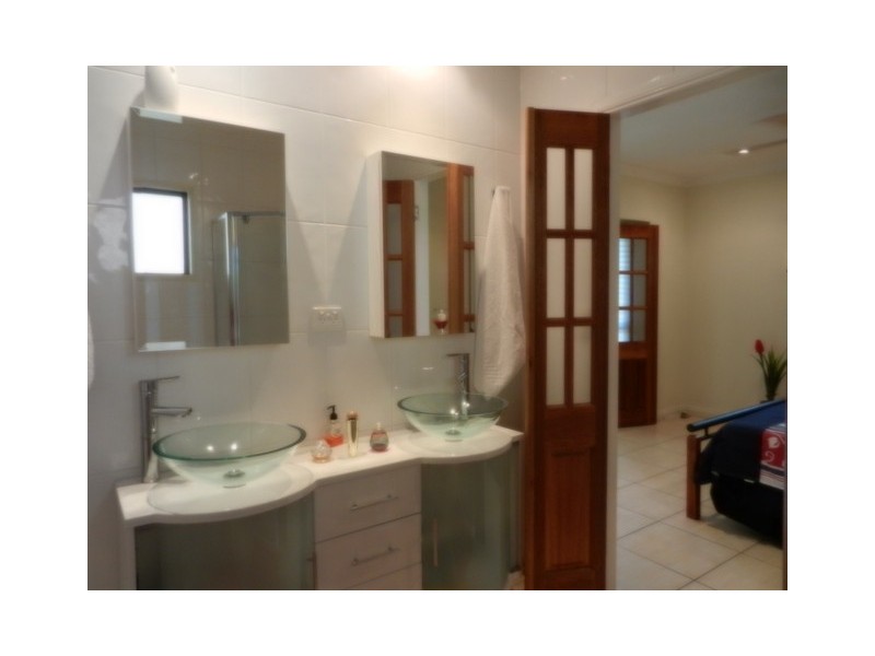25 Annie Wood Avenue, Mount Pleasant QLD 4740