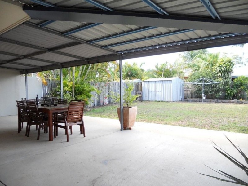 2/3 Amanda Drive, Andergrove QLD 4740