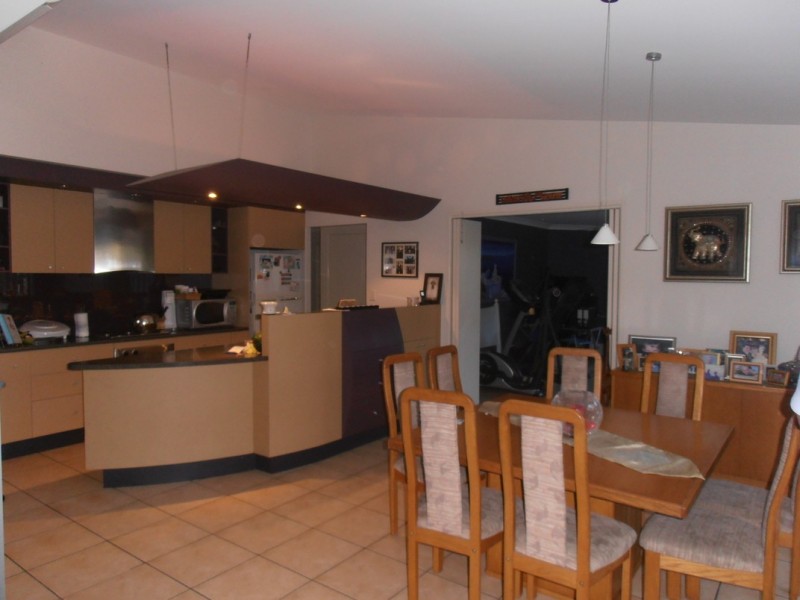 27 Beachside Place, Shoal Point QLD 4750