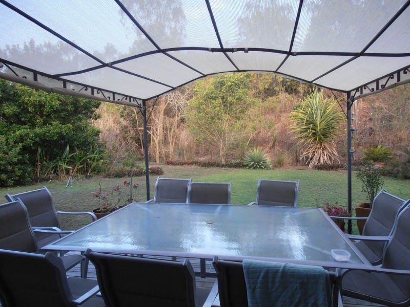 27 Beachside Place, Shoal Point QLD 4750