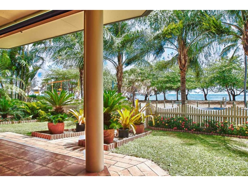 7 Eimeo Esplanade, Eimeo QLD 4740