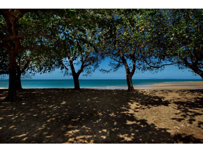 7 Eimeo Esplanade, Eimeo QLD 4740