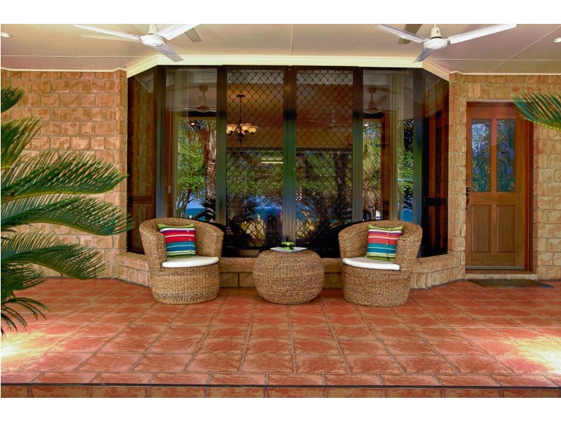 7 Eimeo Esplanade, Eimeo QLD 4740