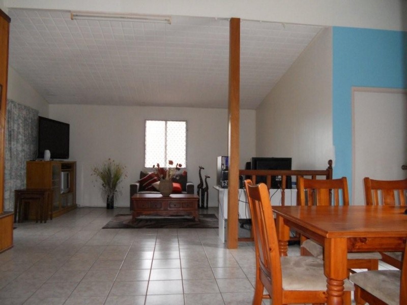 77 Canberra Street, North Mackay QLD 4740