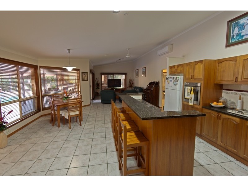 18 Renae Street, Andergrove QLD 4740