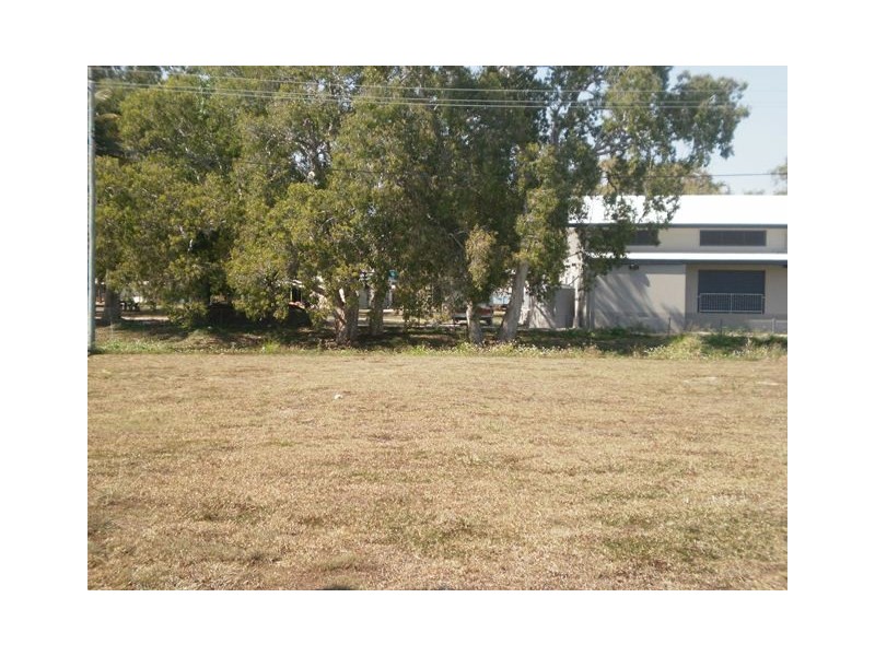 17 Slade Esplanade, Slade Point QLD 4740