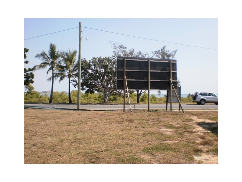 21 Slade Esplanade, Slade Point QLD 4740