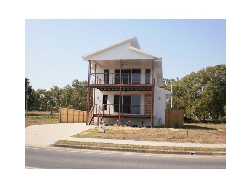 25 Slade Esplanade, Slade Point QLD 4740