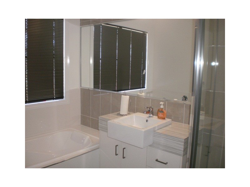 25 Slade Esplanade, Slade Point QLD 4740