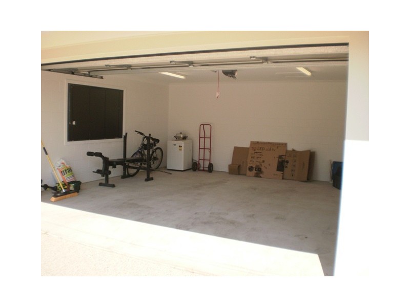 25 Slade Esplanade, Slade Point QLD 4740