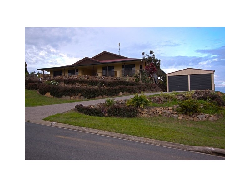 6 Essex Court, Rural View QLD 4740