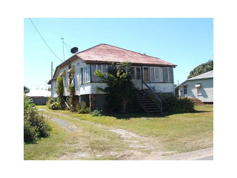 42 Mary Street, West Mackay QLD 4740