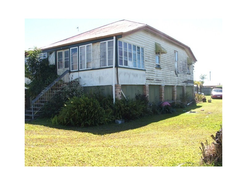 42 Mary Street, West Mackay QLD 4740