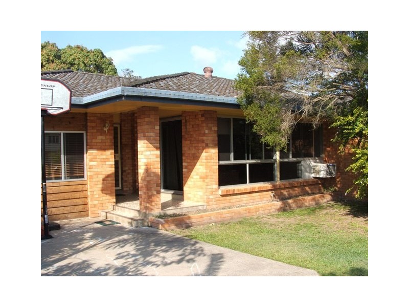 18 Thorning Street, West Mackay QLD 4740