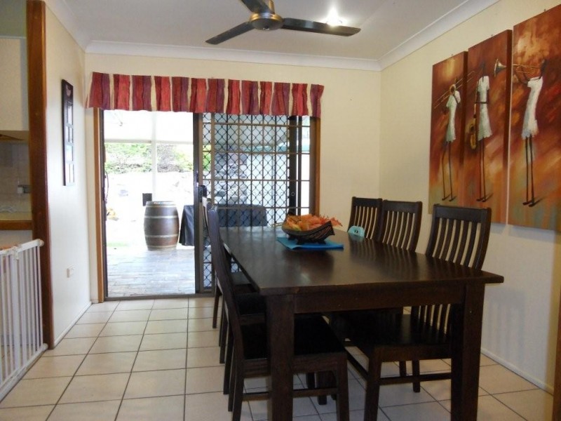 15 Siderial Ct, Oakenden QLD 4741