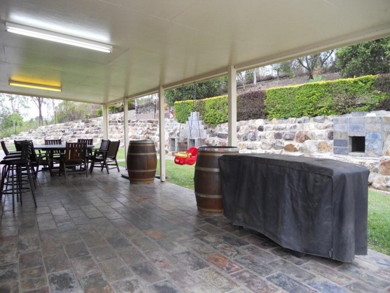 15 Siderial Ct, Oakenden QLD 4741