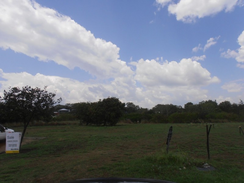 55 Beach Road, Dolphin Heads QLD 4740