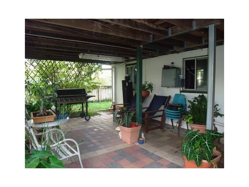 27 Eaglemount Road, Andergrove QLD 4740