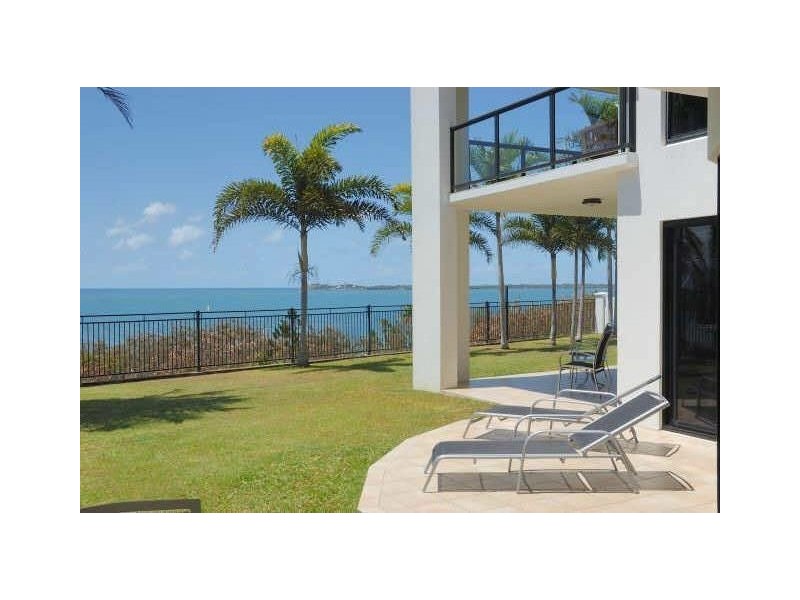 17 Sunrise Place, Blacks Beach QLD 4740