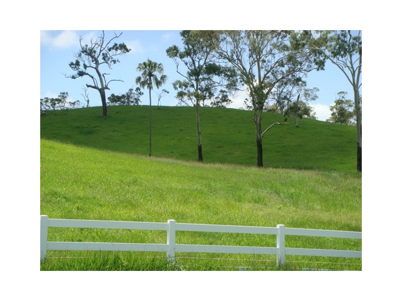 153 Fenech Avenue, Hay Point QLD 4740