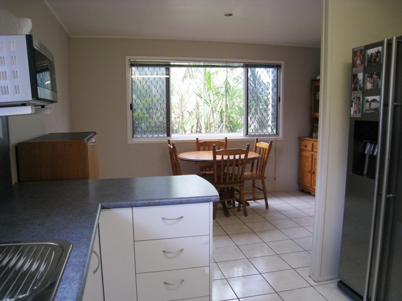 3 Holmes Drive, Beaconsfield QLD 4740