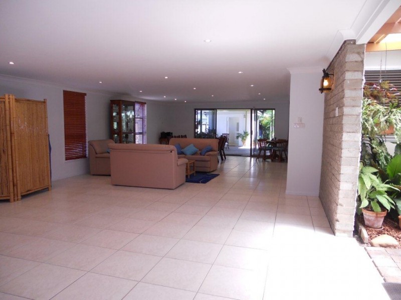 18 Harris Street, Beaconsfield QLD 4740