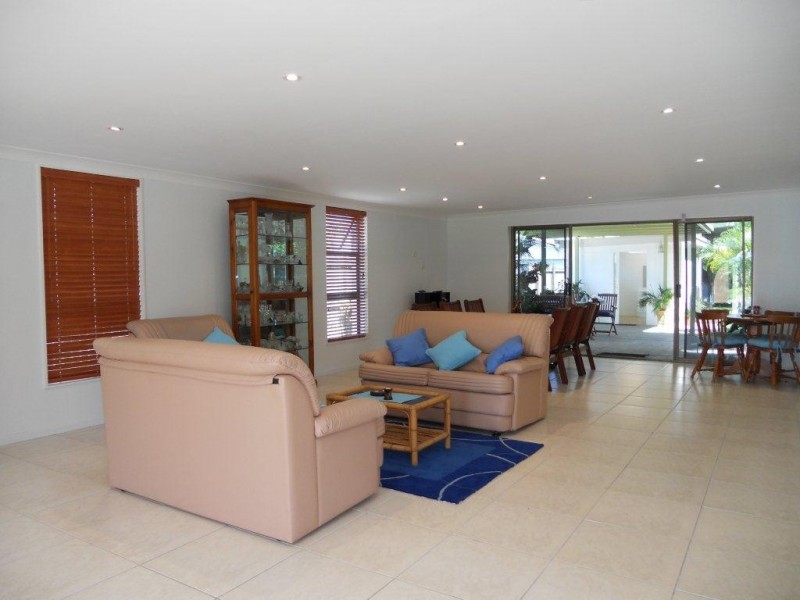 18 Harris Street, Beaconsfield QLD 4740