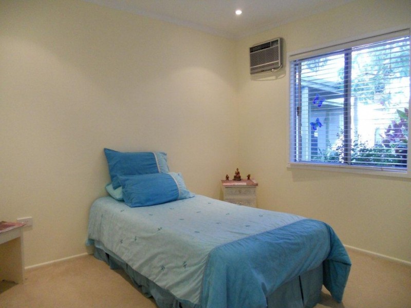 18 Harris Street, Beaconsfield QLD 4740