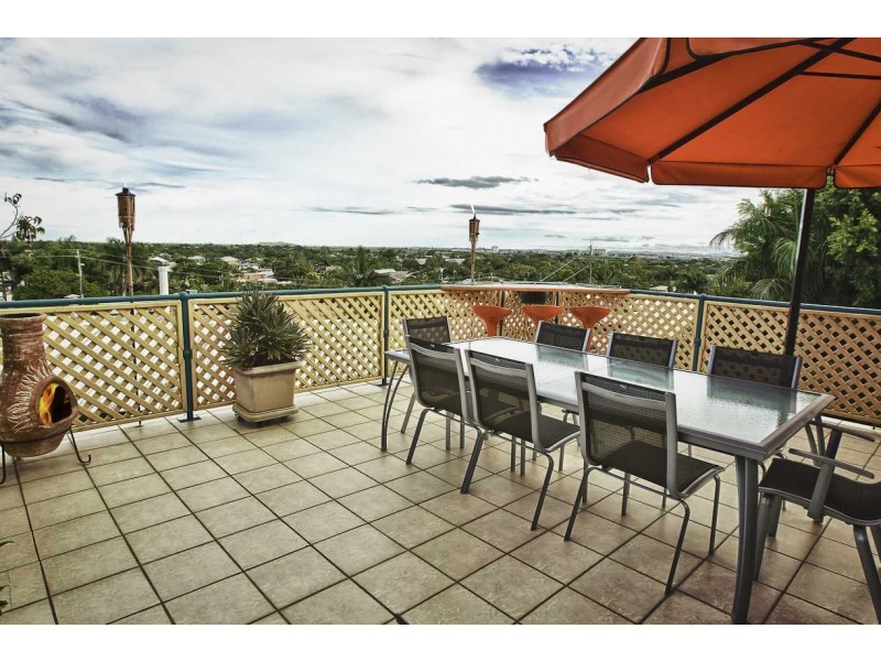 55 High Street, North Mackay QLD 4740