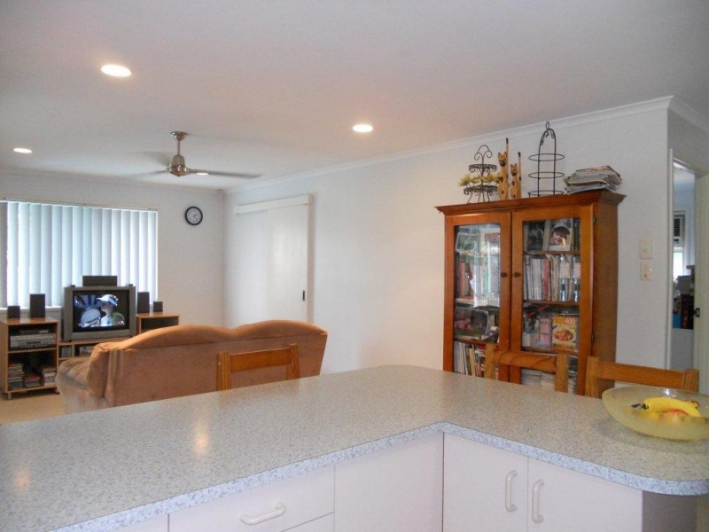 10 Monique Crt, Andergrove QLD 4740