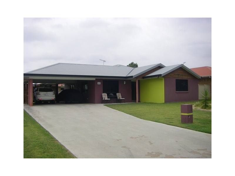 48 Yeates Street, Moranbah QLD 4744