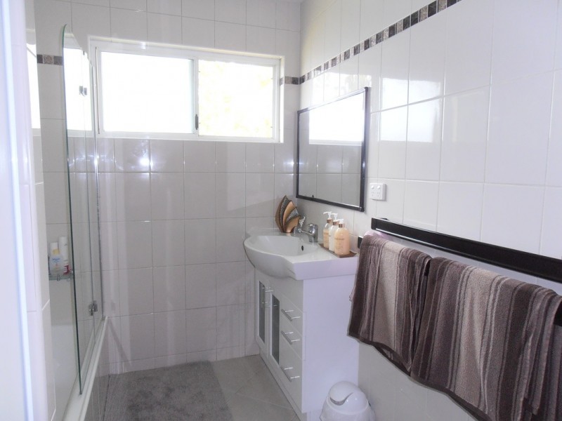 1 Hillside Drive, Grasstree Beach QLD 4740