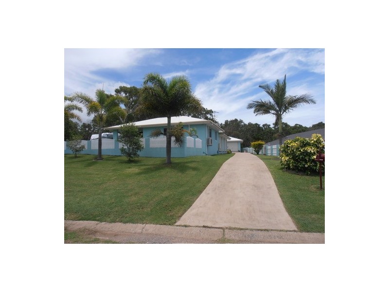 1 Hillside Drive, Grasstree Beach QLD 4740