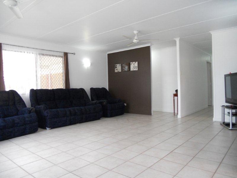 32 Old Shoal Point Road, Bucasia QLD 4750