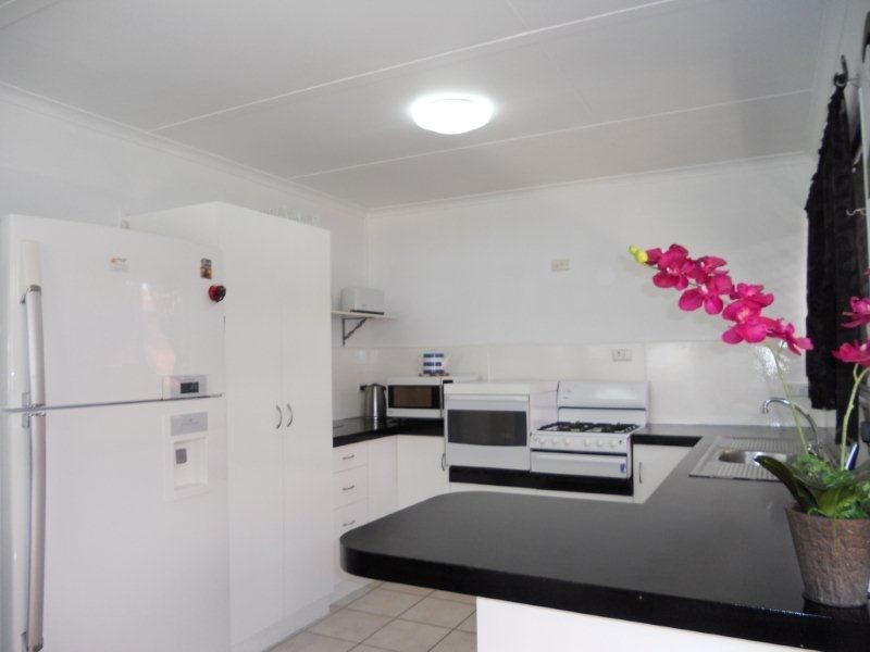 32 Old Shoal Point Road, Bucasia QLD 4750