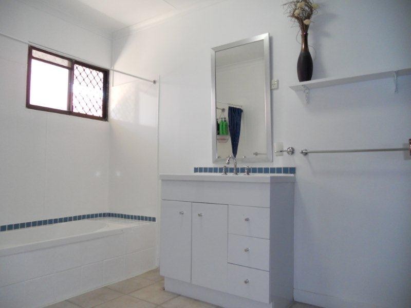 32 Old Shoal Point Road, Bucasia QLD 4750