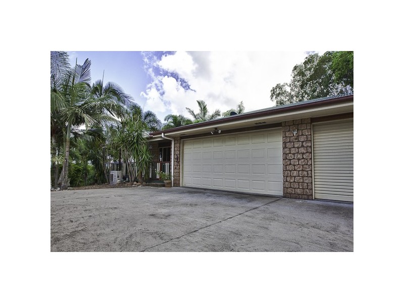 17 Hillcrest Street, Eimeo QLD 4740