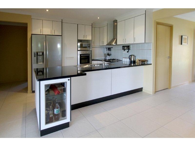 38 Kinghorn Street, Eimeo QLD 4740