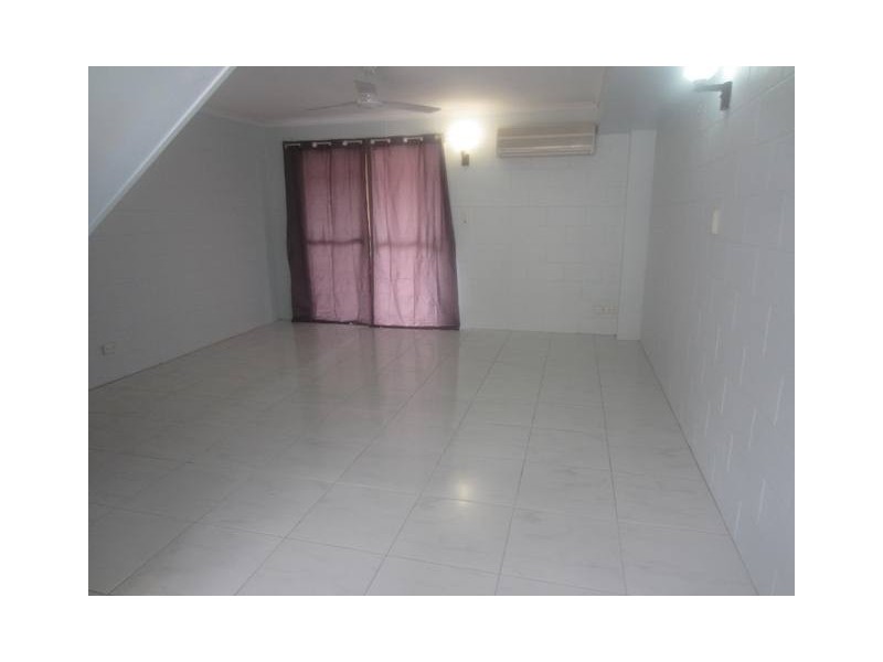 Unit 8 / 7-9 Bridge Road, East Mackay QLD 4740