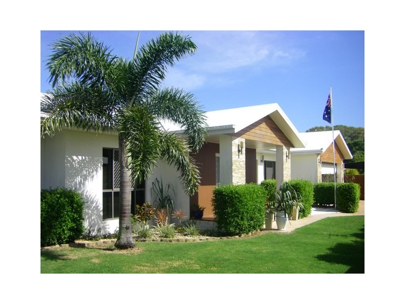 11 Seaspray Close, Shoal Point QLD 4750