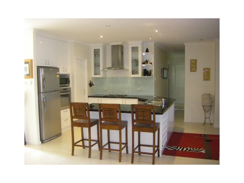 11 Seaspray Close, Shoal Point QLD 4750