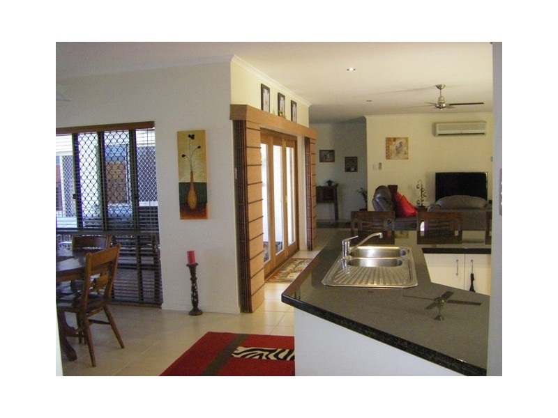 11 Seaspray Close, Shoal Point QLD 4750