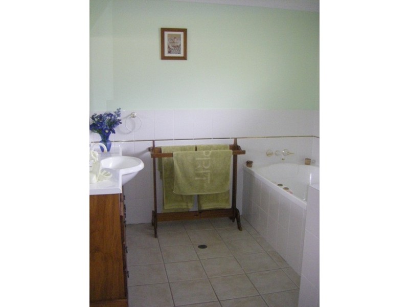 6 Florence Street, Eimeo QLD 4740